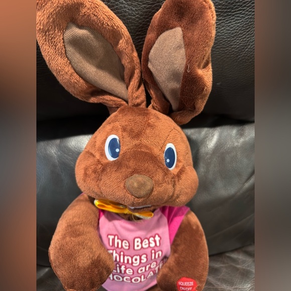 EASTER Bunny 14” Motion Chocolate Musical I GOT YOU FEEL GOOD Working - Picture 4 of 8